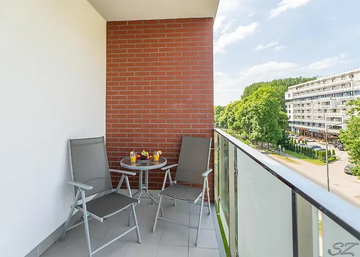 아파트 Blizej Morza 56 Z Prywatnym Garazem I Rowerami W Cenie 코워브제크